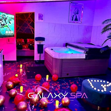 Galaxy Spa - Suite Jupiter Jacuzzi Privatif Champigneulles المظهر الخارجي الصورة