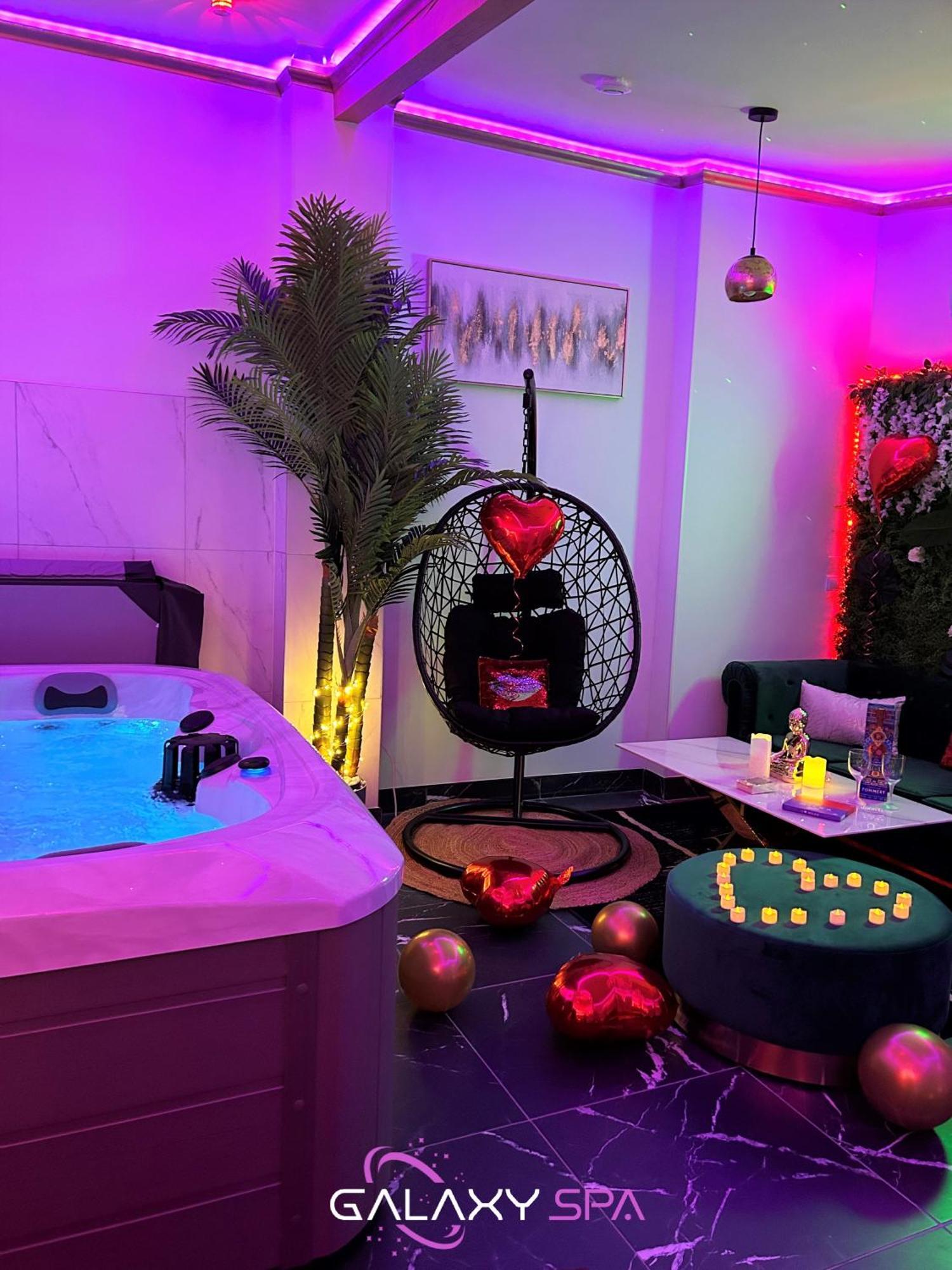 Galaxy Spa - Suite Jupiter Jacuzzi Privatif Champigneulles المظهر الخارجي الصورة